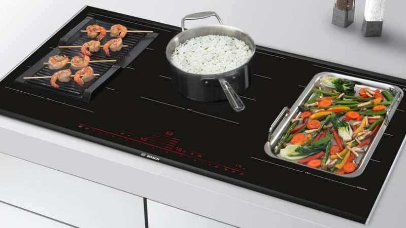 Bếp từ Bosch ứng dụng FlexInduction Zone