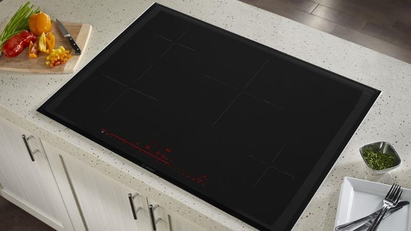Minh họa là bếp từ 4 vùng nấu lắp âm Bosch PIE875DC1E
