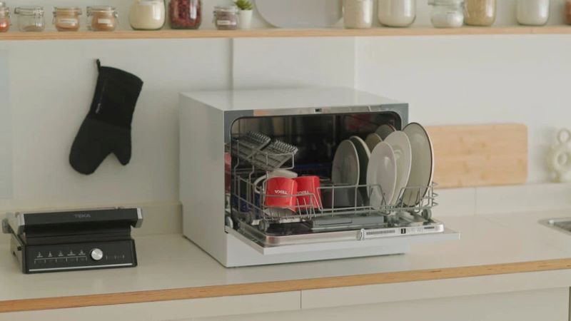 Máy rửa chén Teka LP2 140 - 40782910 cung cấp nhiều tính năng an toàn
