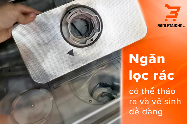 Hộc đựng rác cần được vệ sinh sau mỗi lần sử dụng