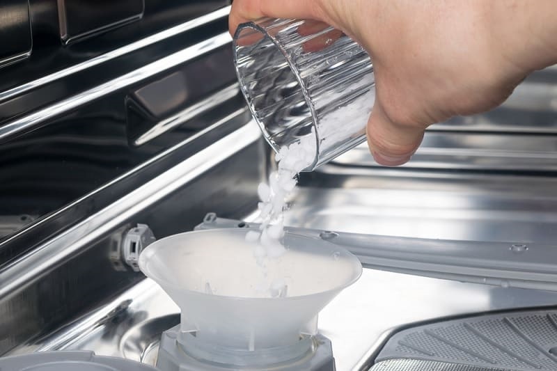 cách chỉnh muối máy rửa bát Bosch